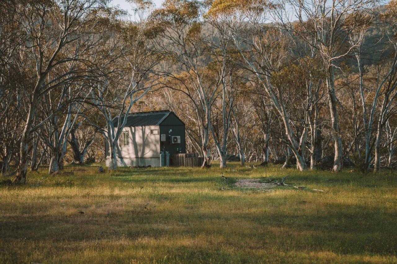 Big Yard Escapes - Two Off-Grid Tiny Houses On The Mowamba River Jindabyne Exterior foto